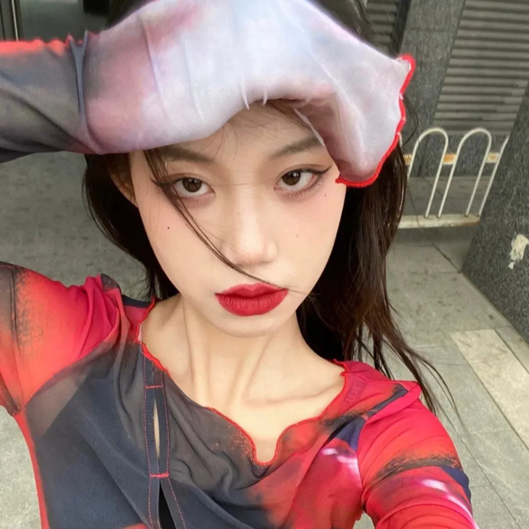 逃荒,我全家都是重生的